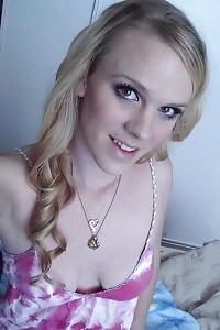 Blonde Ex GF Nikki Reveals Her Tasty Features And Got Her Pussy Banged With A Dick