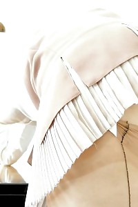 Kirsty Does Some Voyeur Pictures While She Reading Her Magazine