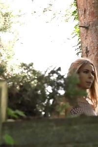 Delectable Babe In Summer Dress Pisses On Steps