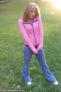 Blueyez Strips In The Public